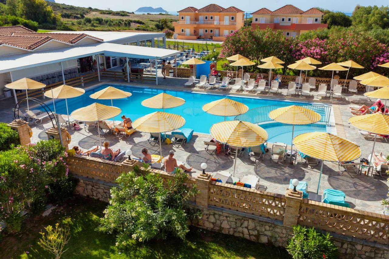 Cavo D' Oro Hotel & Suites กาลามากี ภายนอก รูปภาพ